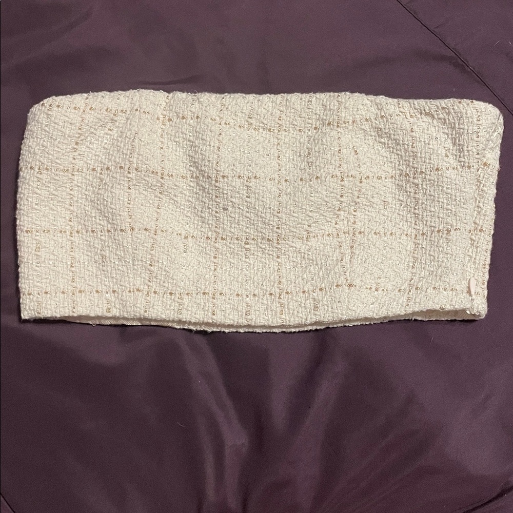 Zara Textured Off-White strapless CropTop Size XS Silicone Band Zippered